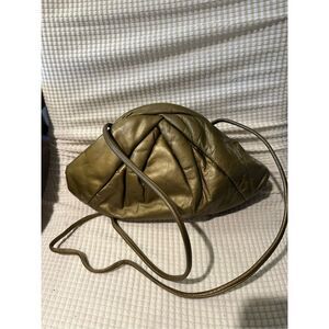 Vintage Park Avenue international leather bag